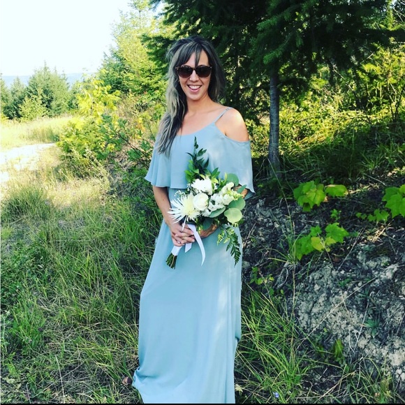 Show me your mumu formal/bridesmaid dress in sage/mint - Picture 2 of 2